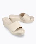 wide-feet-comfortable-chunky-platforms-faux-leather-039413-Beige-01_ab577364-1070-421d-95a8-882f80a6296b